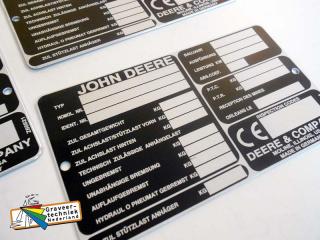 Aluminium typeplaten met invulvelden